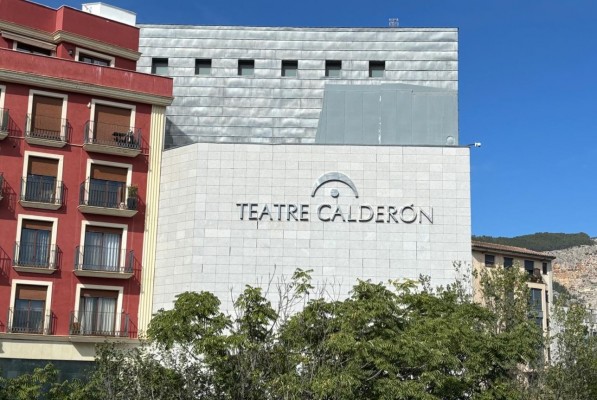 Alcoy renuncia a presentar acusación por los sobrecostes del Teatre Calderón tras pedir Fiscalía el sobreseimiento
