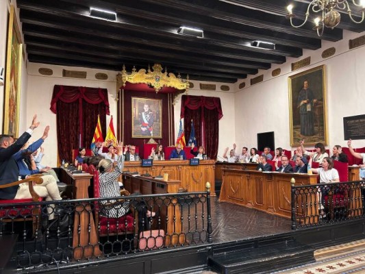 El PP de Elche pide a la oposición que se ciña al ROM para no interpelar a Rodil sobre la polémica trans