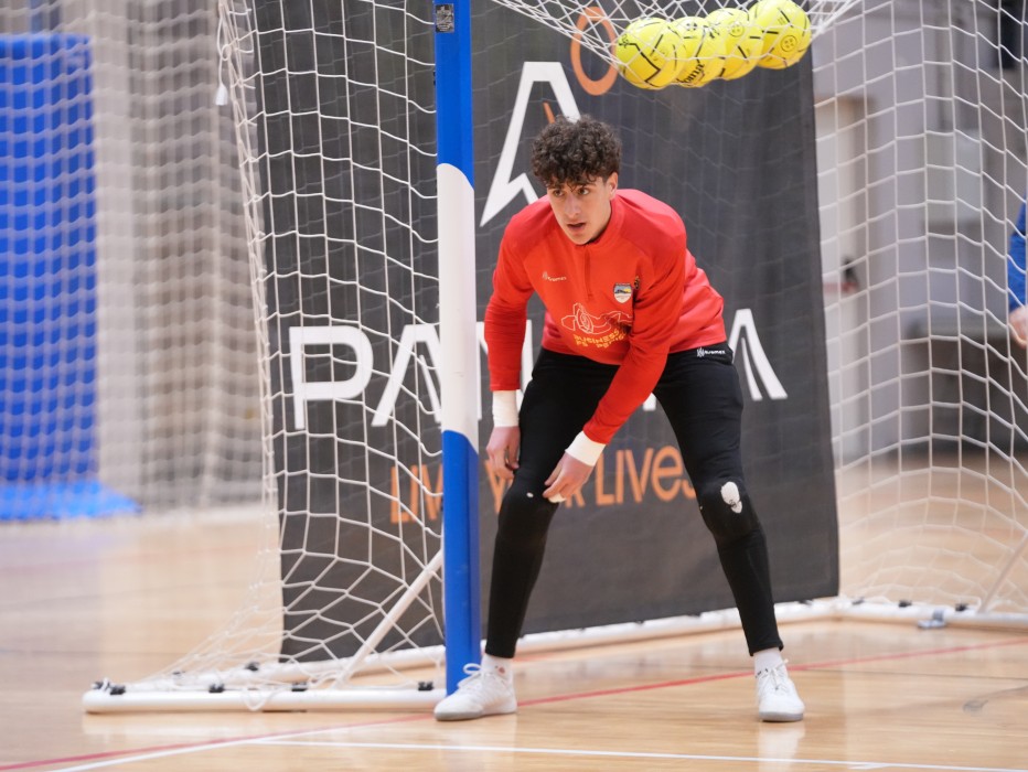 El portero Álex Cervera regresa al Peñíscola y formará parte de la primera plantilla