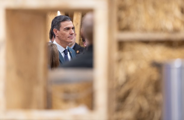 Sánchez todavía se decanta por un decreto ómnibus que pide aprobar por responsabilidad
