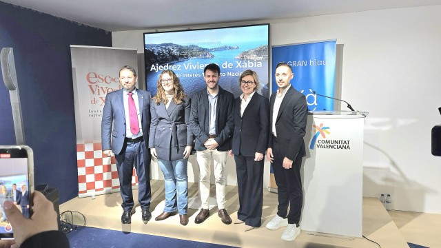 Xàbia apuesta por el turismo familiar con los Escacs Vivents: 