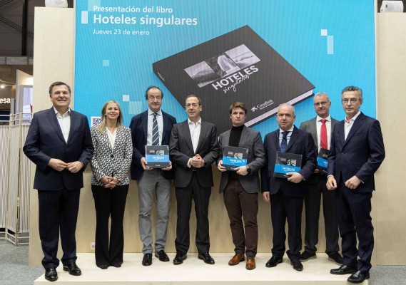 CaixaBank reúne en un libro algunos de los hoteles más singulares de España

