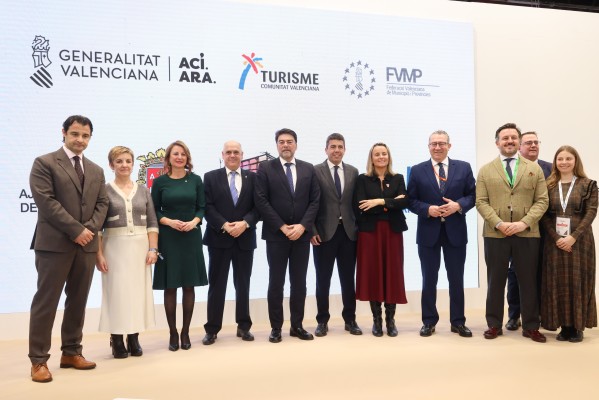  Alicante, Elche, Benidorm y Torrevieja ratifican su adhesión al convenio para sancionar a pisos turísticos 