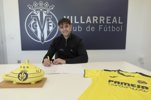 El Villarreal B incorpora al extremo Víctor Valverde