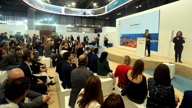 Benidorm, primer destino en certificar con Aenor su compromiso con las personas mayores