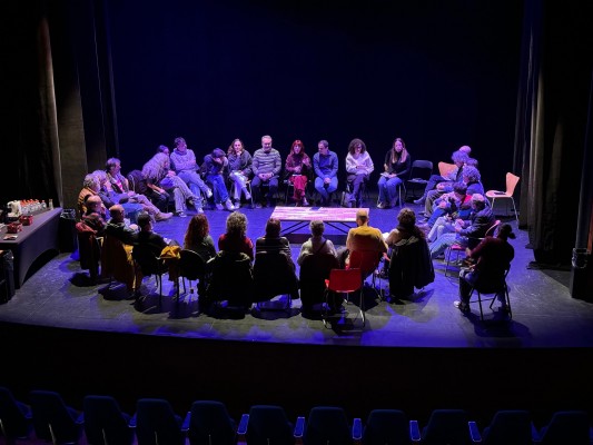 La segunda cita del Club Arniches une a toda la familia con un taller, teatro y libros
