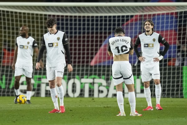 El Barça le hace un 'siete' a un Valencia CF penoso