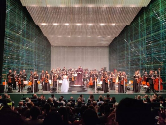 Luces, historias y mucha música: la Film Symphony Orchestra hace palpitar a Cartagena a ritmo de cine