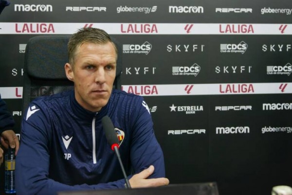 Amarga derrota en El Tartiere