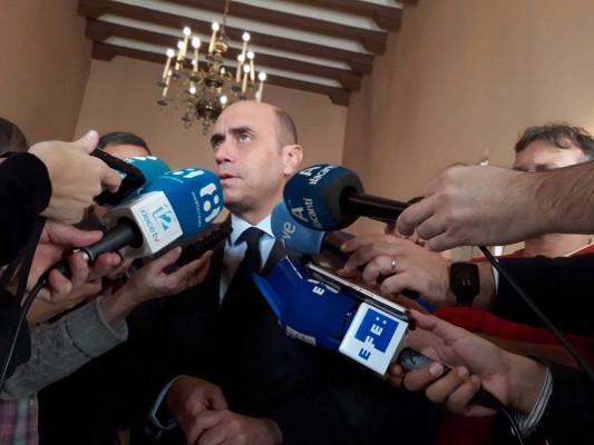 Echávarri, a juicio por prevaricación por despedir a una interina del Ayuntamiento de Alicante