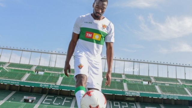 El colombiano Neyder asegura que el equipo tiene los pies en la tierra

