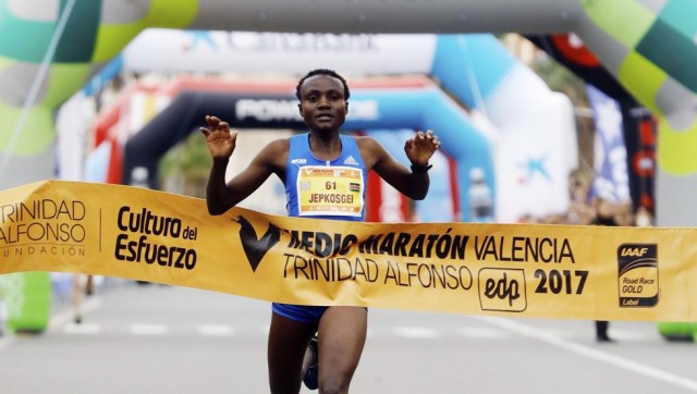 Homologado el récord mundial de medio maratón de Jepkosgei en Valencia