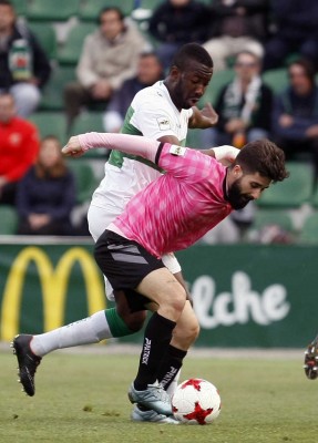 Neyder asegura que el Elche tiene los pies en la tierra

