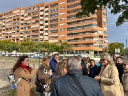 Un férreo Valencia se lleva la victoria en Lyon