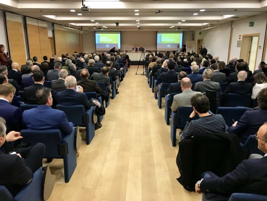 La CEV estudia cambiar su marca para que empresas de Alicante y Castellón 
