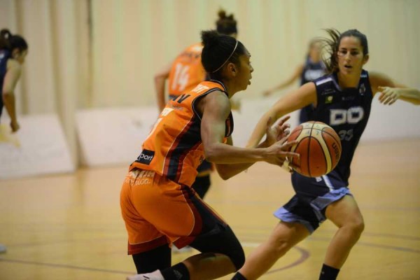 La lucha por el primer puesto se traslada a la Fonteta