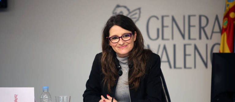 Los trabajadores del IVASS se homologarán con el personal de la Generalitat en tres años