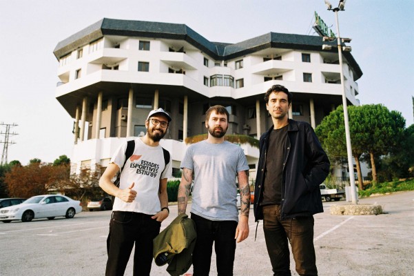 Fuzzville calienta motores con Mujeres y King Salami and the Cumberland 3