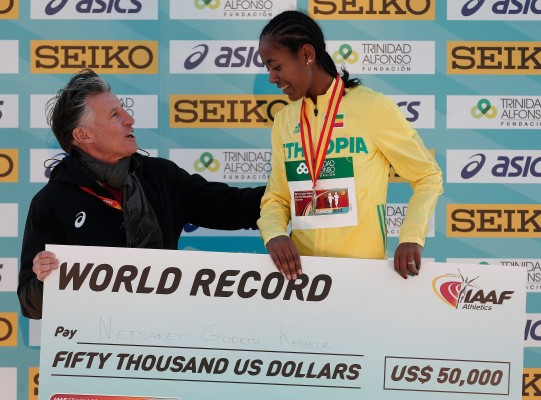  Kebede bate el récord del Campeonato del Mundo de Medio Maratón en Valencia