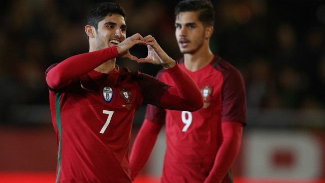¿Tiene Guedes plaza segura en el Mundial?