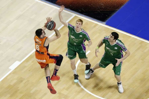 Horarios de abril: Cuatro partidos en la Fonteta