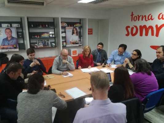 Compromís pide un bloque 'anti-PP' tras la dimisión de Echávarri