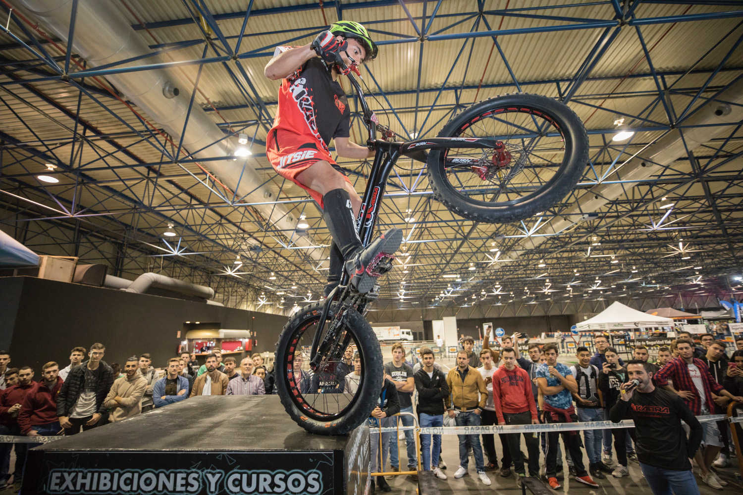 Espectáculos del motor y actividades para toda la familia en la Feria del Vehículo de Ocasión
