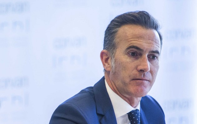 Enrique Calabuig vuelve a demandar a su hermano Eugenio por 