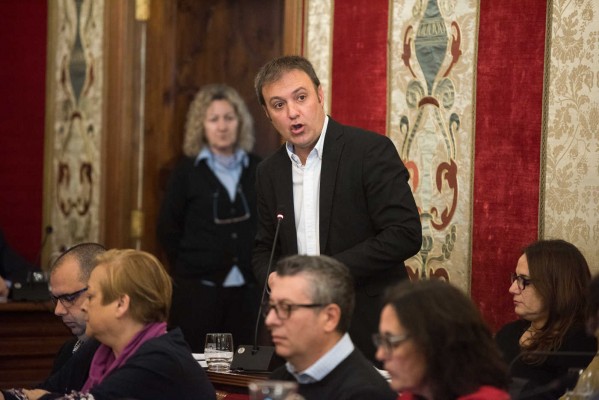 Compromís insta al PSOE a completar todos los informes para la cancelación del plan de ajuste