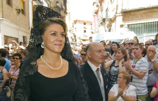 Cospedal y sus novios de la muerte