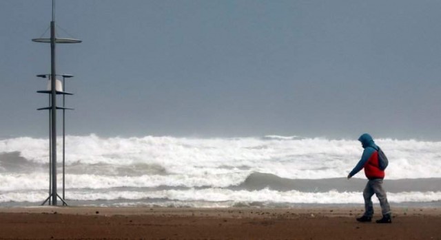 'Santo temporal': España entera, pendiente del viento, nieve y fuerte oleaje que se avecinan