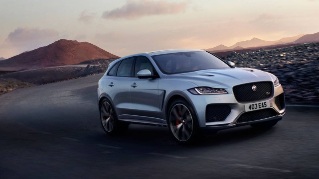 El Jaguar F-PACE SVR de 550 CV, disponible para pedidos en mayo
