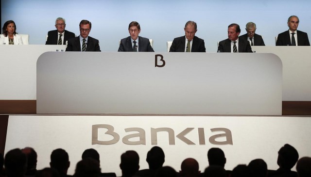 La Comunitat Valenciana reúne en abril a los accionistas de CaixaBank, Sabadell y Bankia

