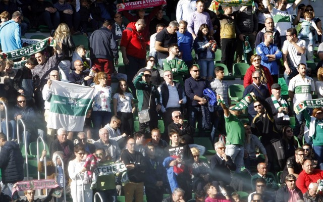 La mejor entrada en el Martínez Valero en lo que llevamos de Liga