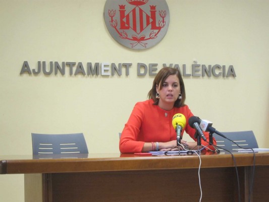 Sandra Gómez denuncia la falta de inversión en transporte urbano: 