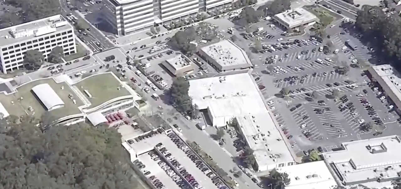 Al menos un muerto y dos heridos por disparos en la sede central de YouTube en California