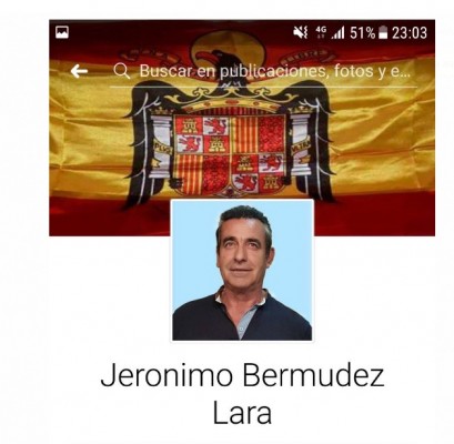 El alcalde de Tormos (PP) luce la bandera franquista durante la Semana Santa 