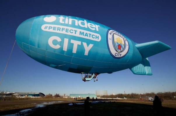 Una Tinder que vuela en bolsa llega a un Manchester City alicaído