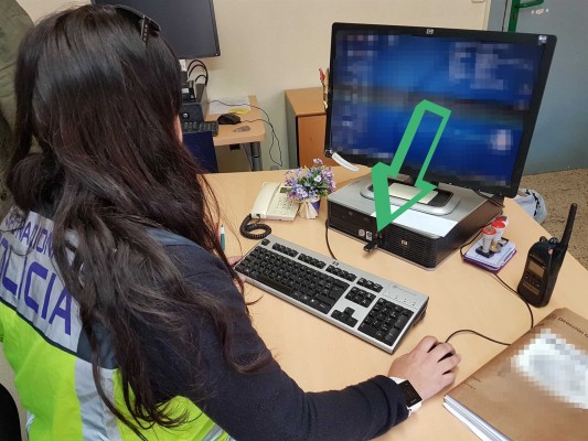 Dos estudiantes de la UPV  hackean el sistema informático de la universidad para subirse las notas