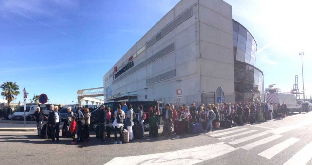 Taxistas alertan de problemas para atender la demanda en València por la 
