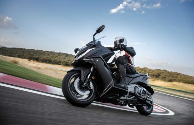 La DGT trabaja para que el sistema eCall también sea obligatorio en las motocicletas
