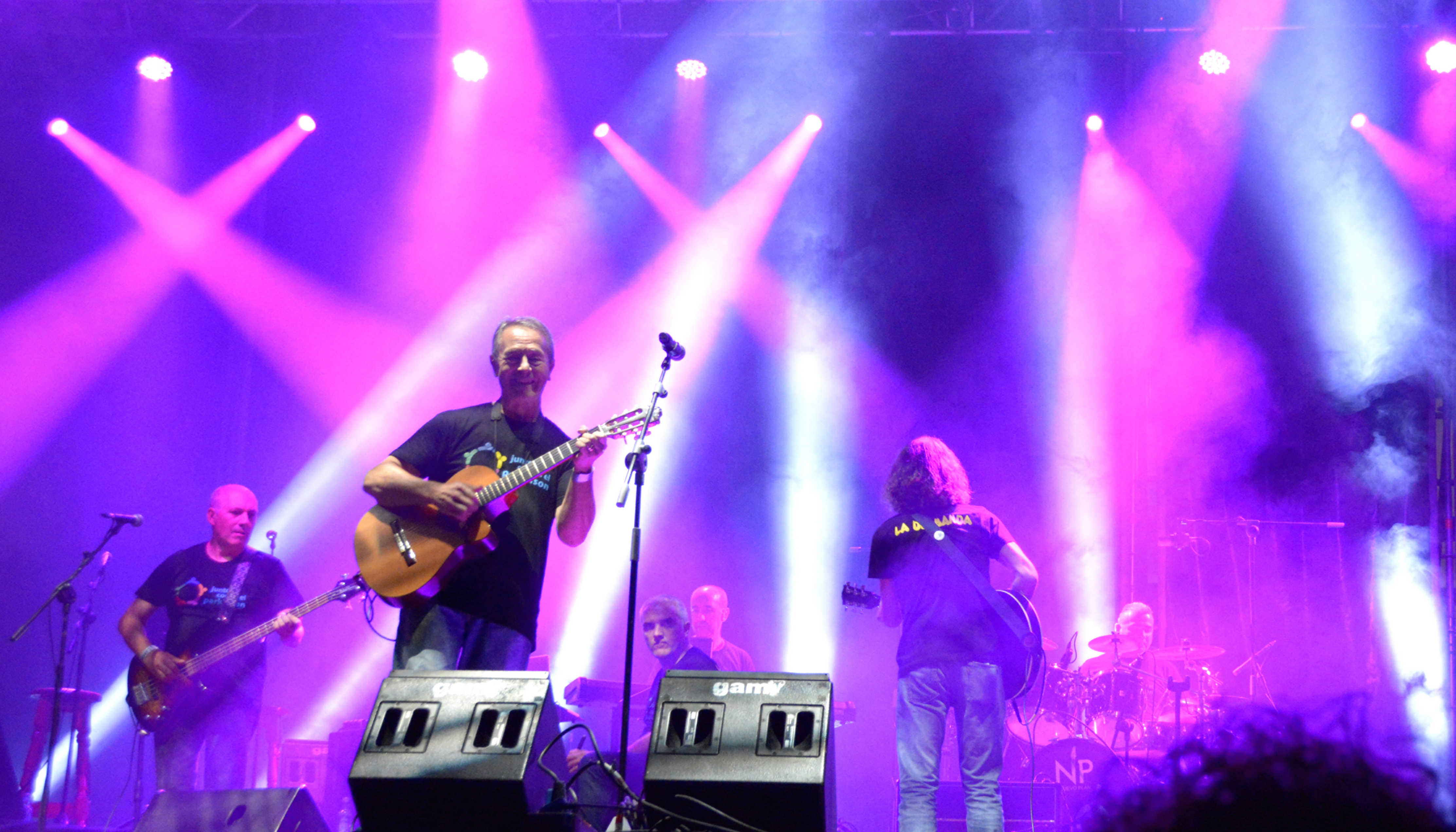 Vivir el Parkinson desde un grupo de rock: esto es La Desbanda