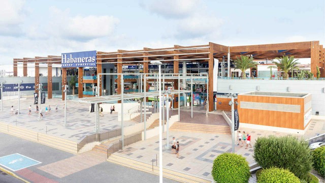 El fondo sudafricano integra el centro Habaneras en la cartera de la socimi Castellana Properties