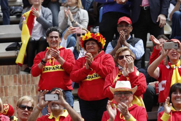 Tenis en la plaza de toros: València se vuelca con la Copa Davis
