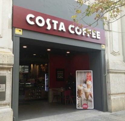 Costa Coffee, la competencia de Starbucks, cierra uno de sus locales en València