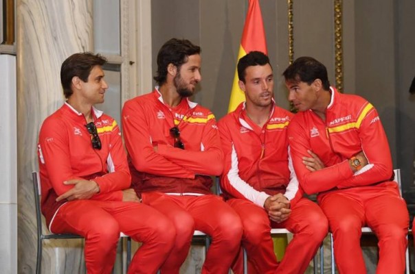 Bruguera no descarta contar con Nadal en el dobles