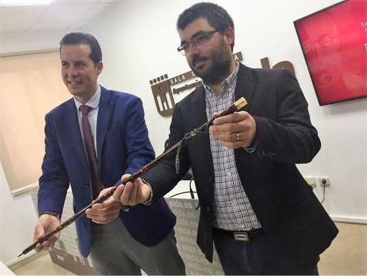 Elda expondrá la vara de mando de Manuel Azaña