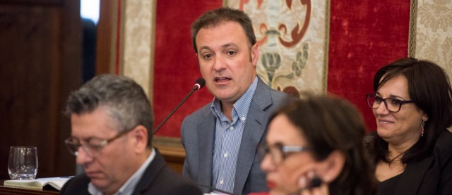 Lecciones vendo, que para mí no tengo