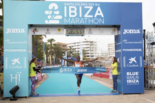 Philip Lagat y Marina Shapovalova ganan el Ibiza Marathon