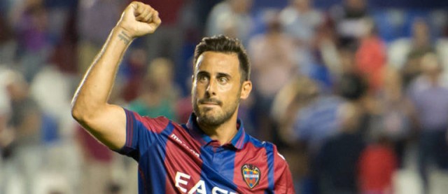 Pedro López, segundo jugador con más partidos con el Levante en Primera